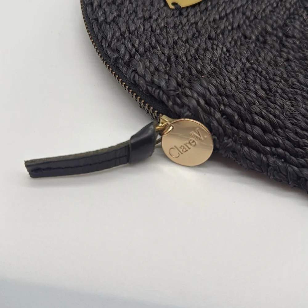 Clare V. Black Woven Raffia Circle Clutch Gold Lips Detail Summer Vacation Bag